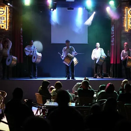 מלון Aes Club 4*