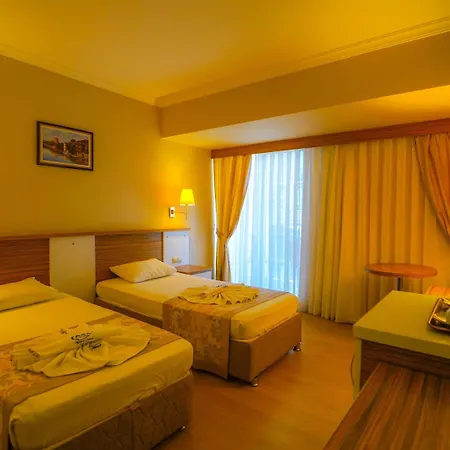 Szálloda Aes Club 4*