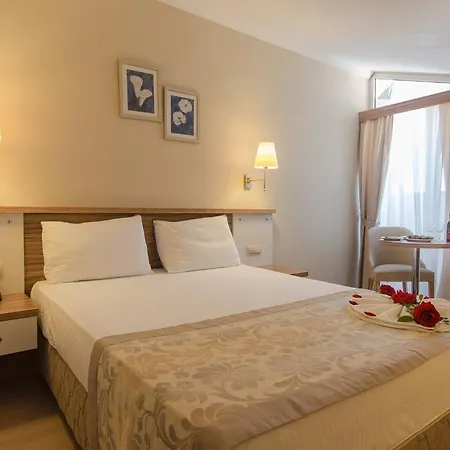 Hotel Aes Club 4*