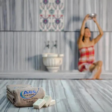 Aes Club מלון 4*