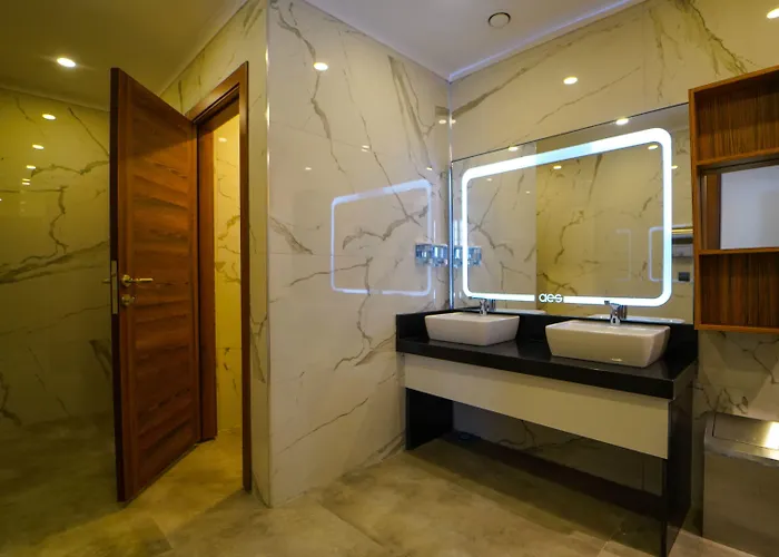 Hotel Aes Club 4*