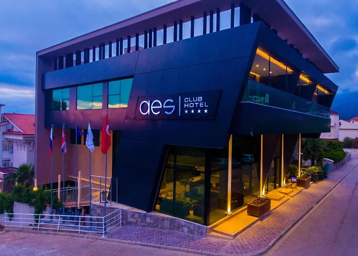 Hotel Aes Club